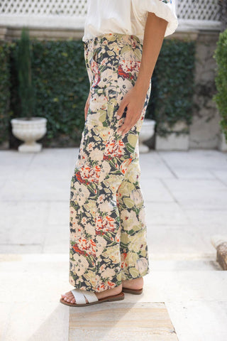36862 Front and Back Pocket Floral Print Pants: Olive / S - The Edit LLC