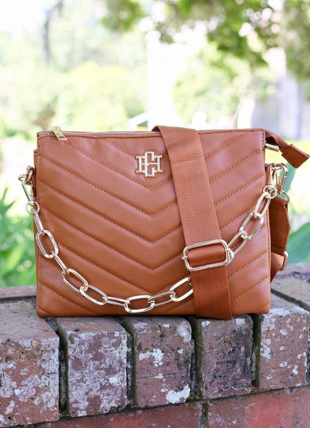 Ariana Crossbody CAMEL V QUILTED - The Edit LLC