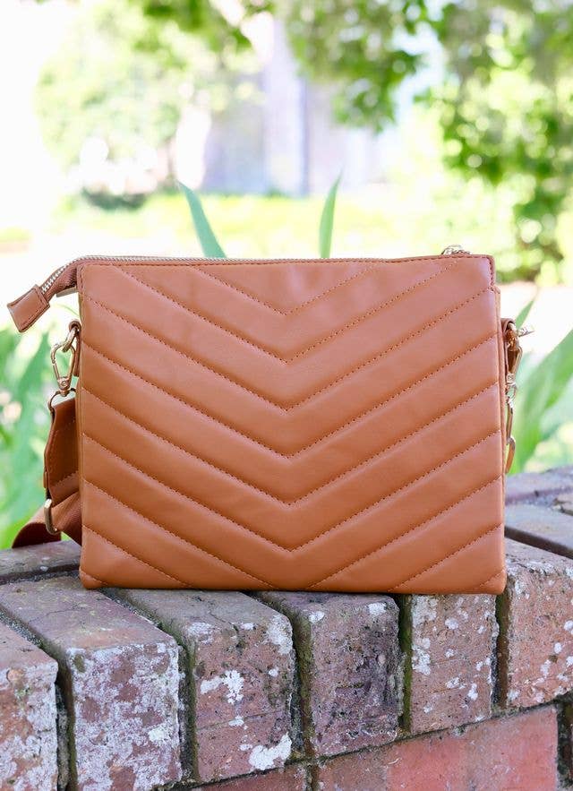 Ariana Crossbody CAMEL V QUILTED - The Edit LLC