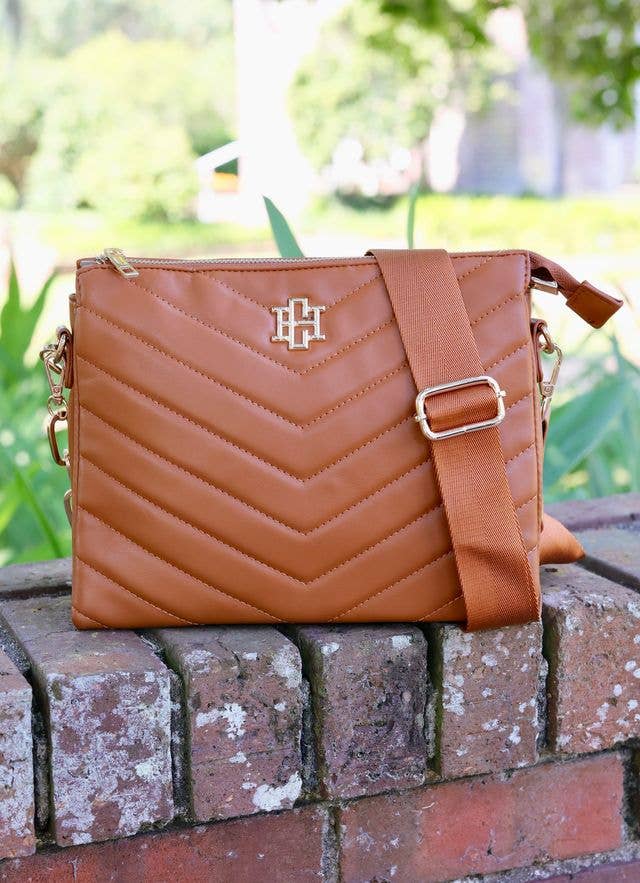 Ariana Crossbody CAMEL V QUILTED - The Edit LLC