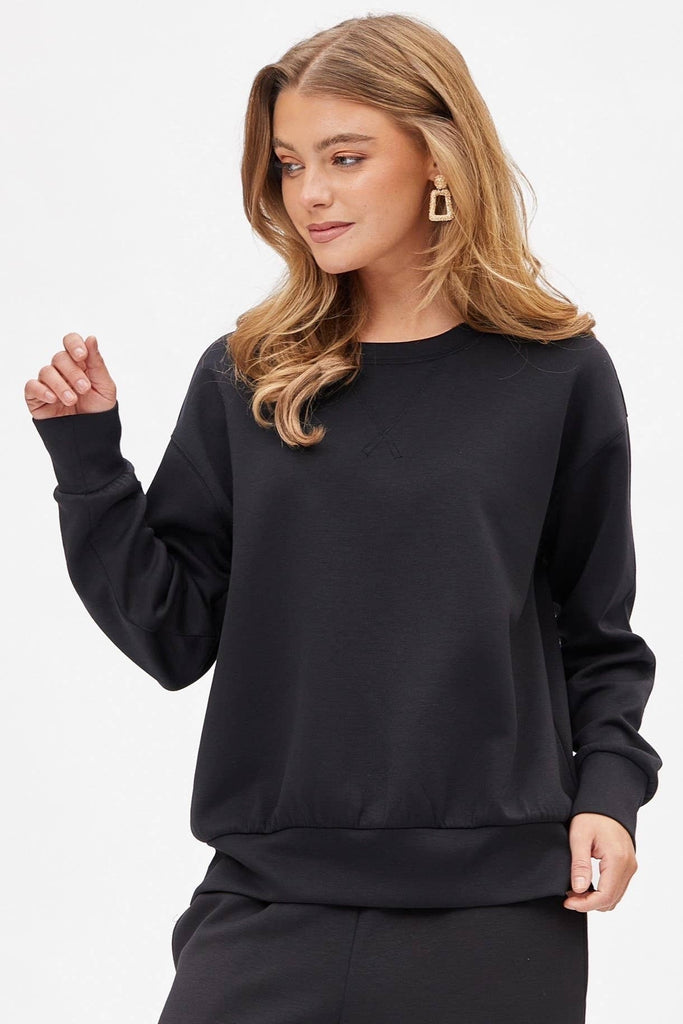 Black Crew Neck Pullover + Jogger Set TRVSET - MALIBU - The Edit LLC
