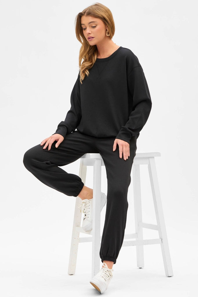 Black Crew Neck Pullover + Jogger Set TRVSET - MALIBU - The Edit LLC