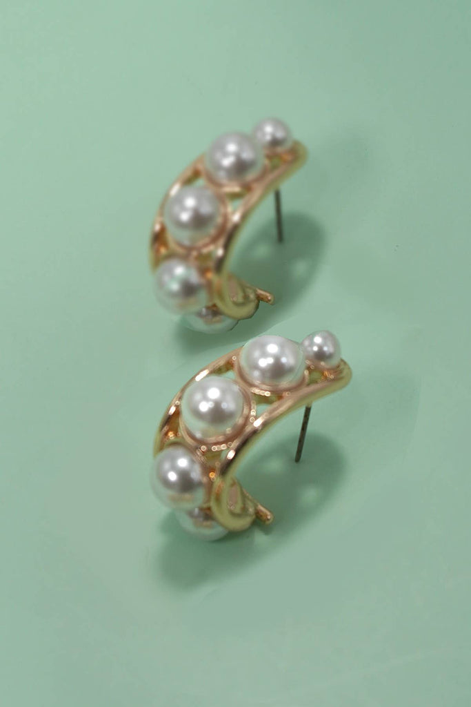 BOLD PEARL HOOP TITANIUM POST EARRINGS | 31E40466: GOLD - The Edit LLC