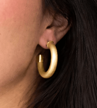 Brushed Gold Hoop Earrings : Large - The Edit LLC