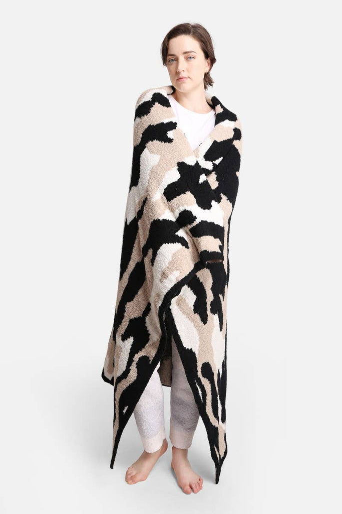 Camouflage Print Luxury Soft Throw Blanket: GREEN / ONE SIZE - The Edit LLC