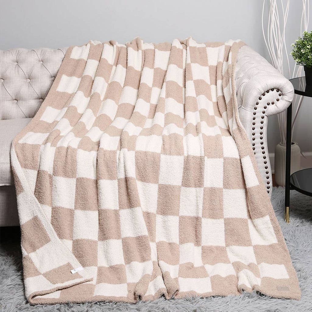 Checkerboard Patterned Throw Blanket: Beige / ONE SIZE - The Edit LLC