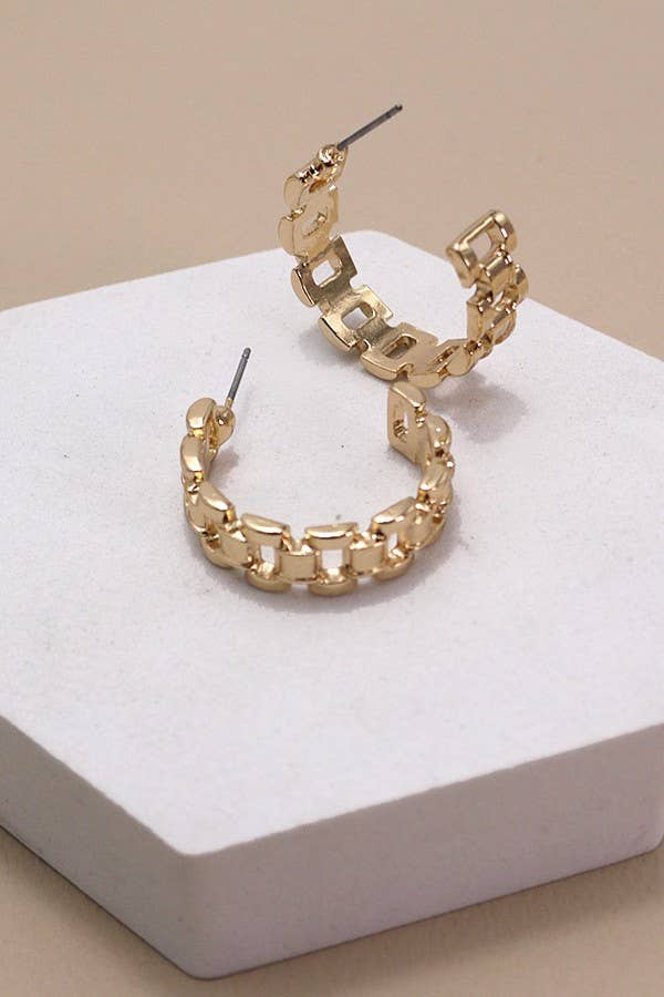 CLASSIC CHAIN CUTOUT HOOP EARRINGS | 31E24807: Gold - The Edit LLC