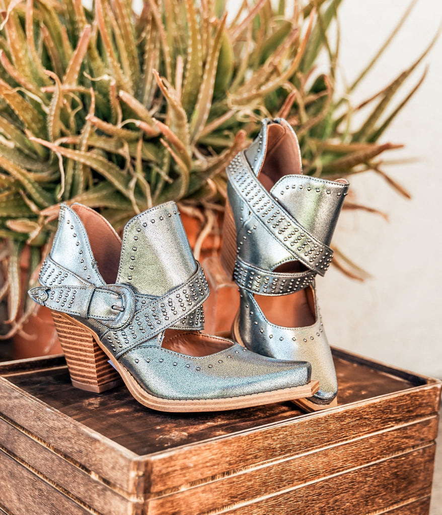 Fiona Ankle Boot in Silver - The Edit LLC