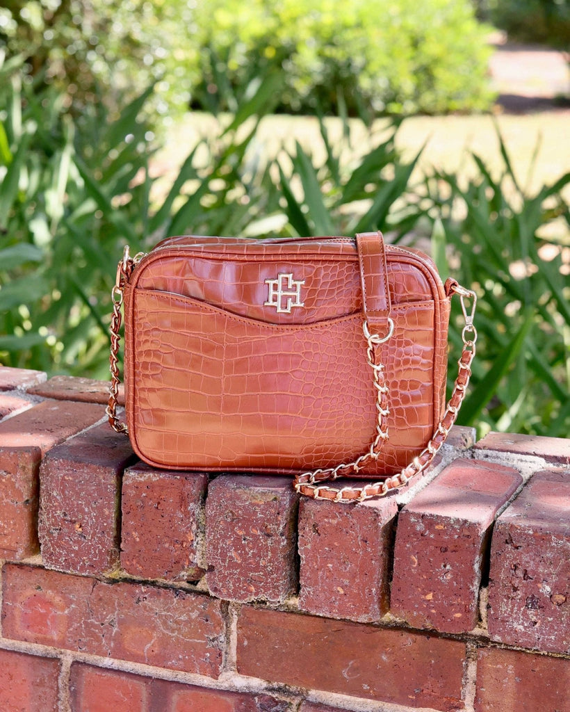 Fiona Crossbody Saddle EC: Default - The Edit LLC