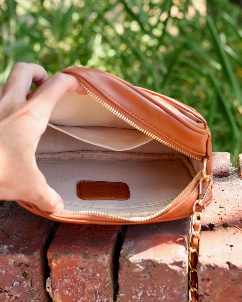 Fiona Crossbody Saddle LD: Default - The Edit LLC