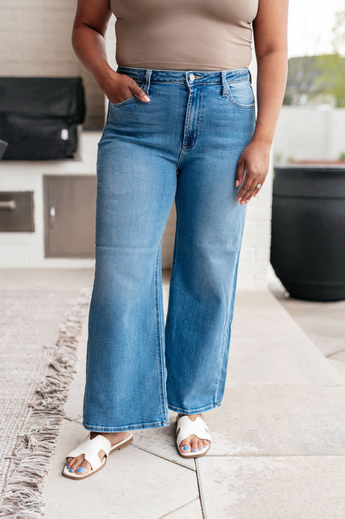 Hayes High Rise Wide Leg Crop Jeans - The Edit LLC