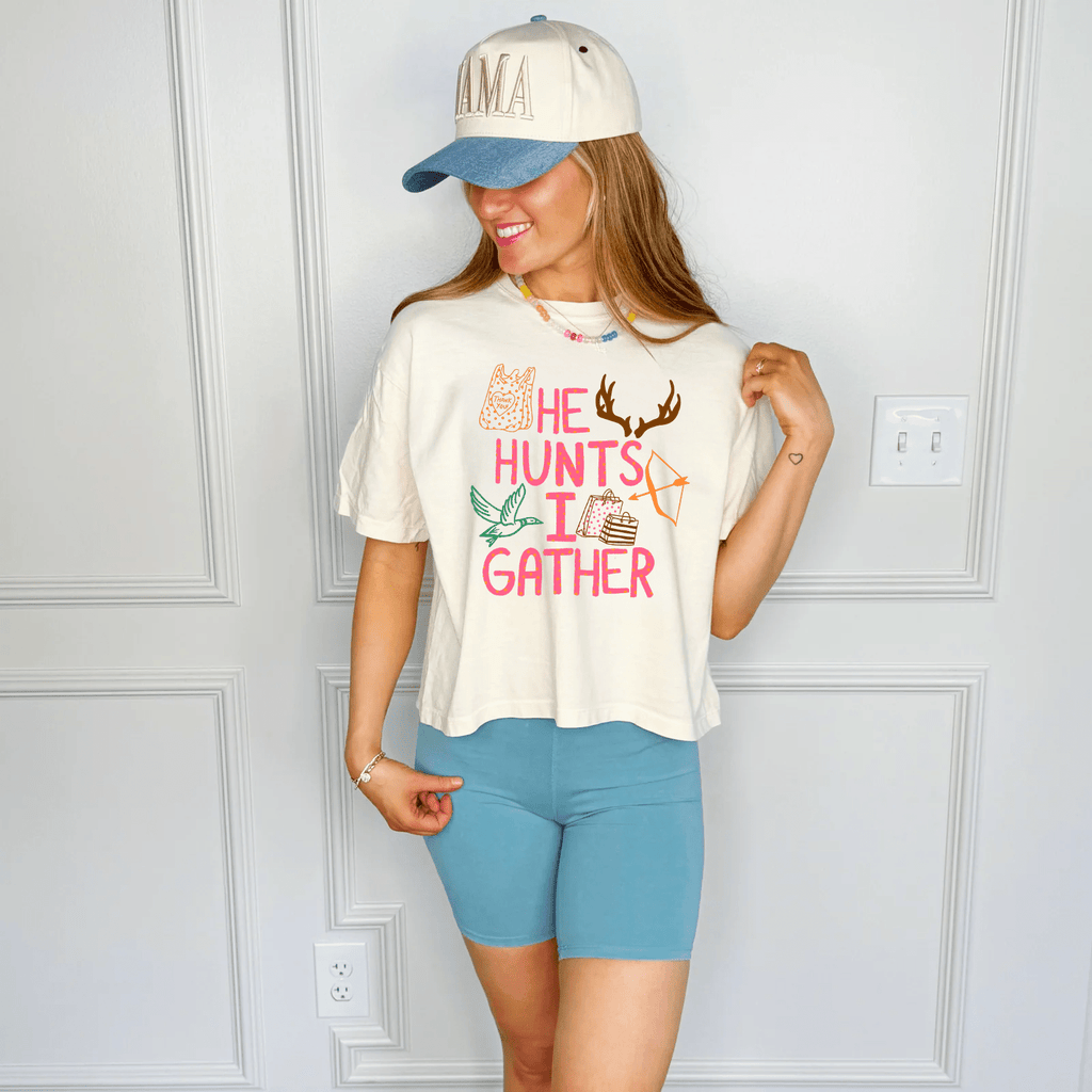 He Hunts I Gather Crop Tee - The Edit LLC