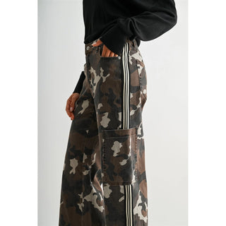 High-Rise Wide Jogger Camouflage Side Tape Detail - The Edit LLC