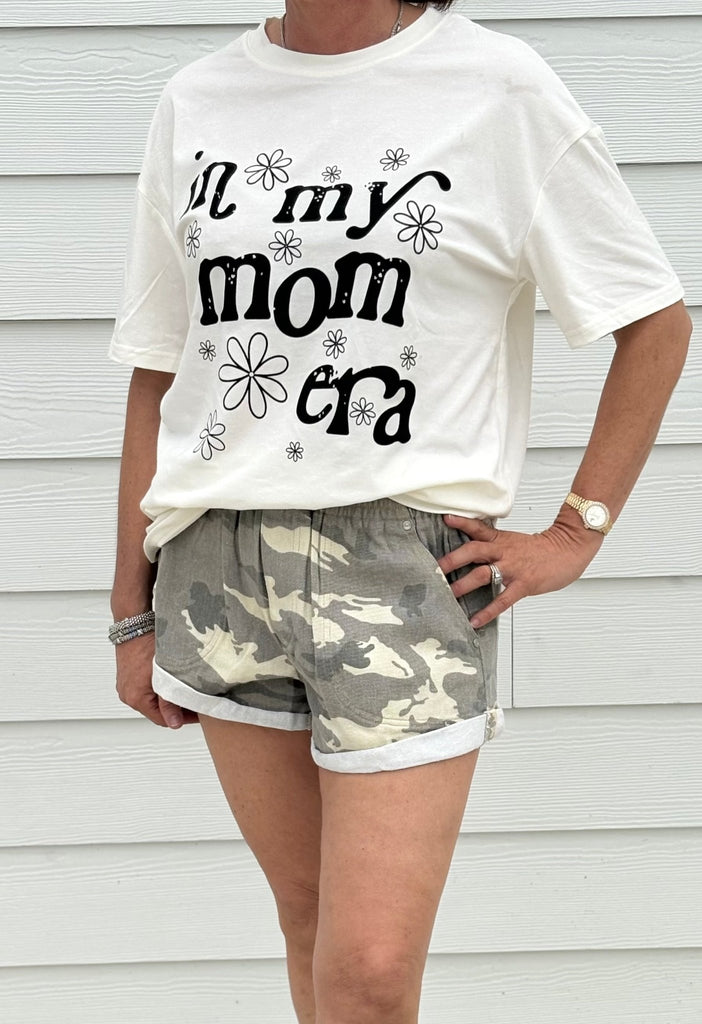 In My mom Era Graphic Loose Casual Tee - The Edit LLC