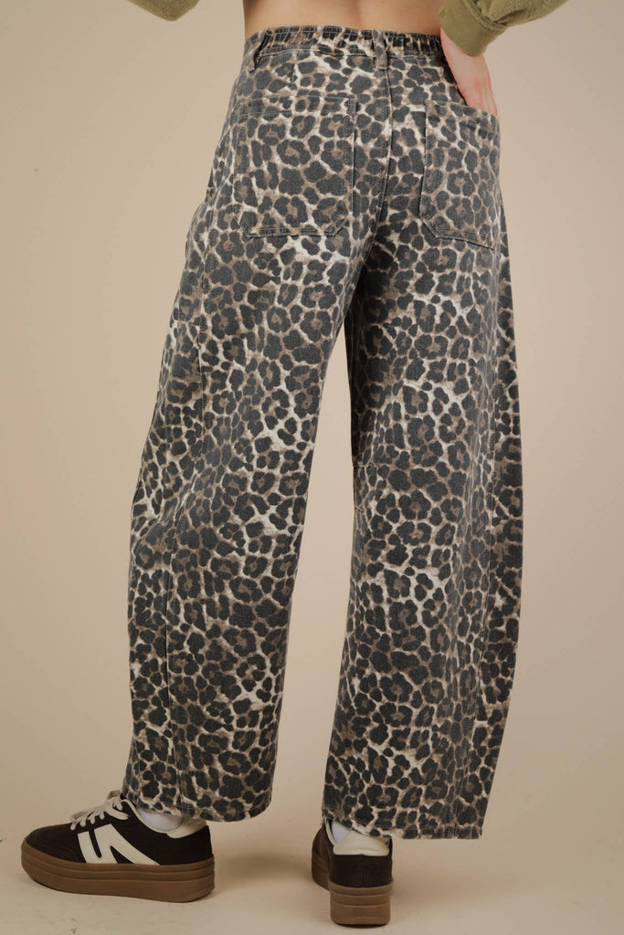 Leopard Printed Barrel Pants: MOCHA LEOPARD - The Edit LLC