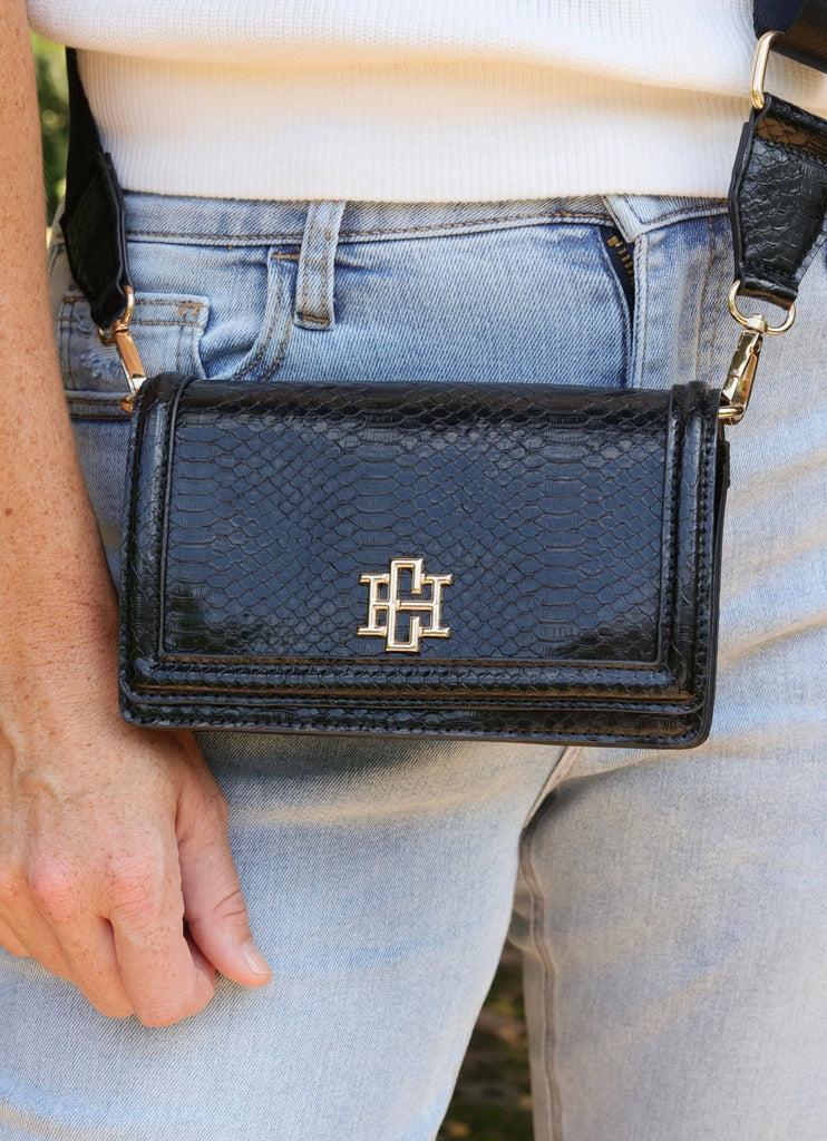 Maverick Crossbody with Pocket BLACK ES: Default - The Edit LLC