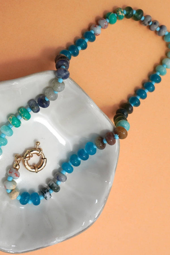 NATURAL STONE CHARM SPRING CLASP BEADED NECKLACE | 40NK9467: B - The Edit LLC