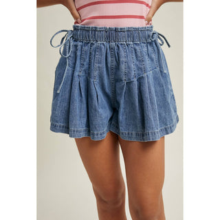 PLEATED DENIM SHORTS - The Edit LLC