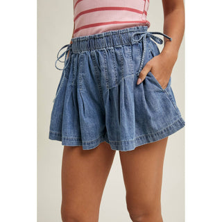 PLEATED DENIM SHORTS - The Edit LLC