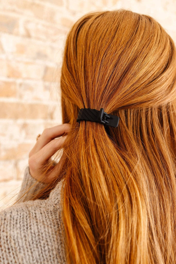 Ponytail Claw Clip: Diagonals / Black - The Edit LLC