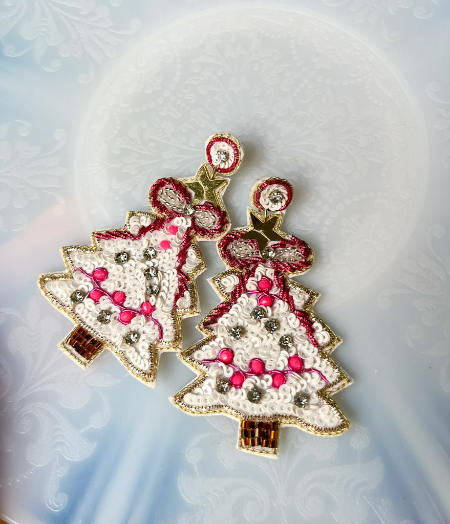 White Christmas Beaded Earrings - The Edit LLC