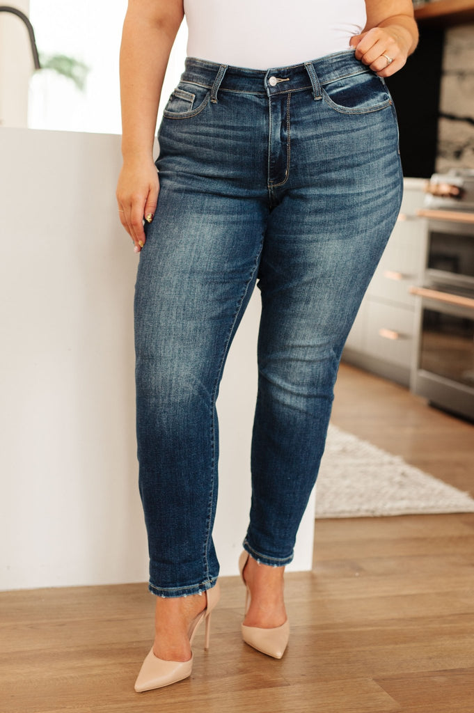 London Midrise Cuffed Boyfriend Jeans - The Edit LLC