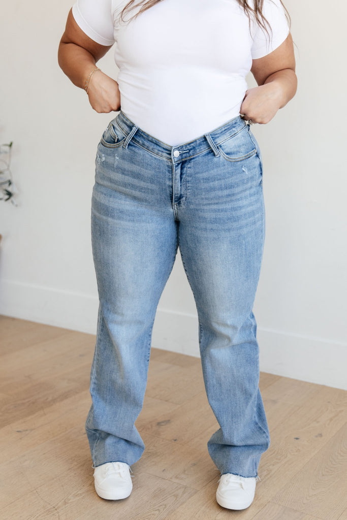 Mildred High Rise V Front Waistband Straight Jeans - The Edit LLC