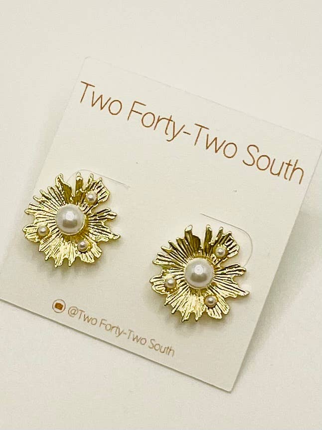 PEARL - Round Fringe w/Pearls (2 finishes): Gold - The Edit LLC